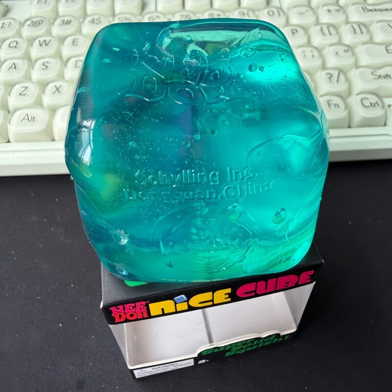 Squishy stress-relief release toy